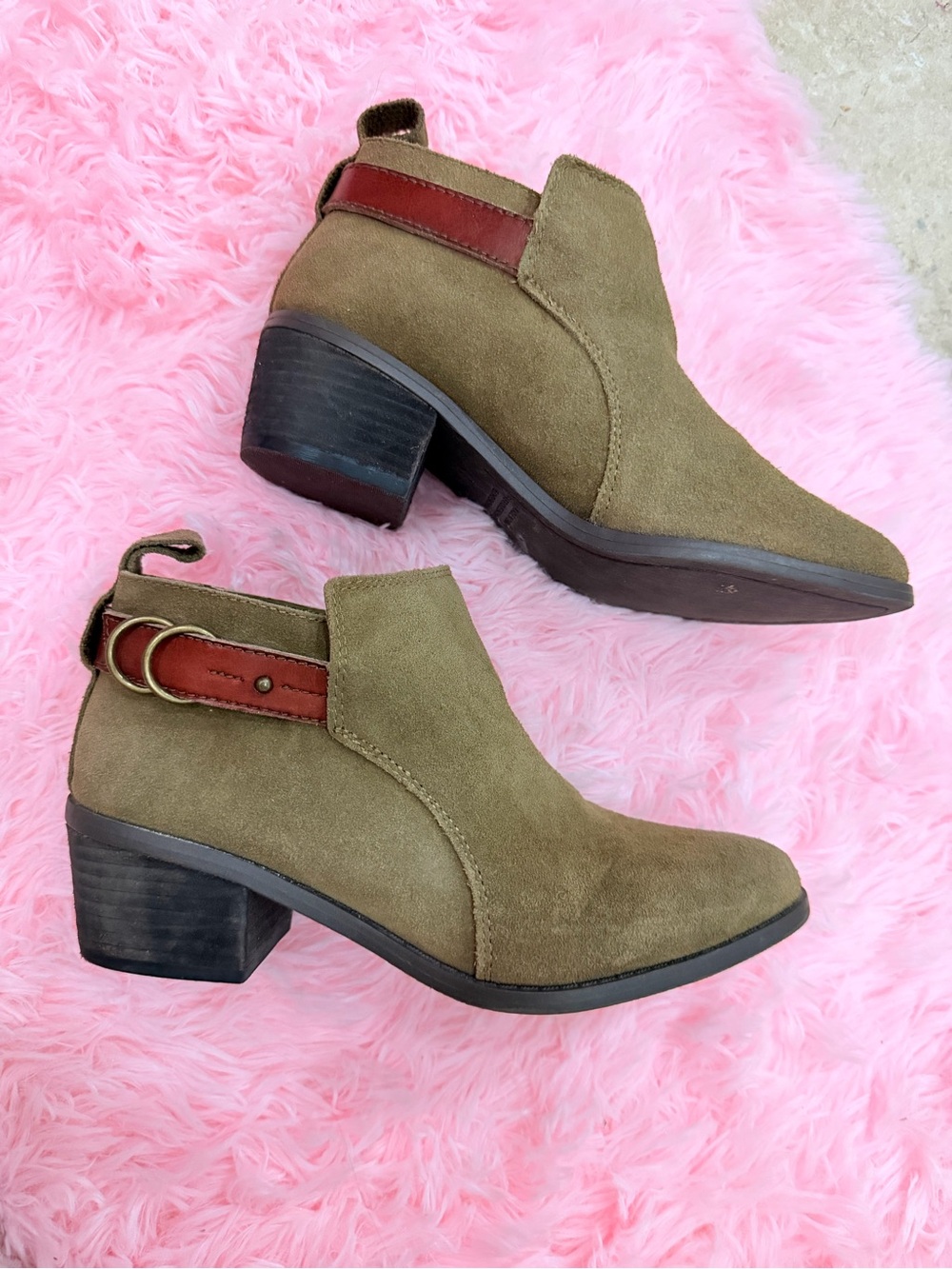 AE Olive Suede Ankle Boots with Brown Strap size 7 - Picture 10 of 10